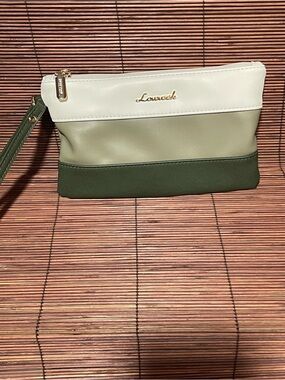 NWOT -Lovevook Wristlet/ Clutch/ Vegan Leather